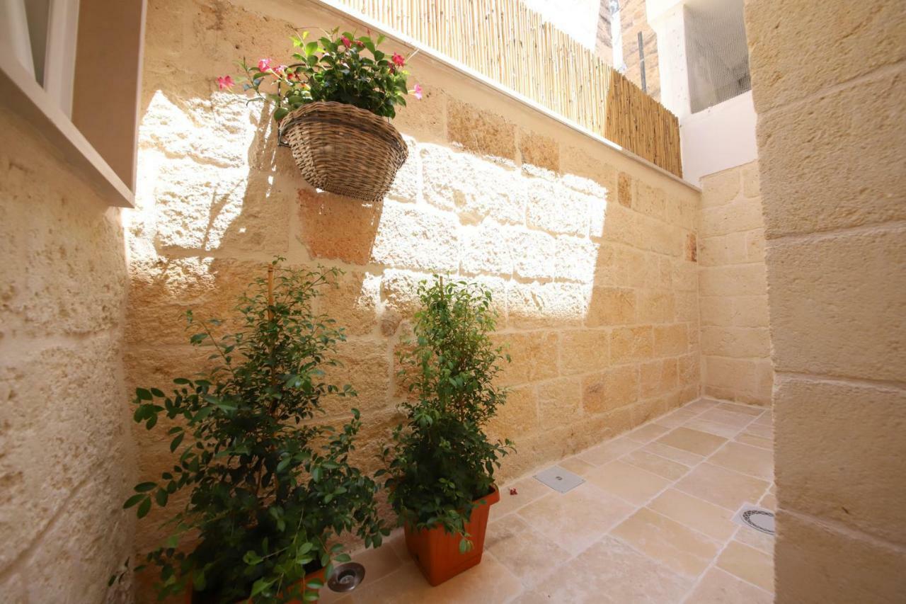Suite 52 Monopoli Dış mekan fotoğraf